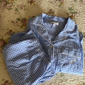 Miss Elaine pajamas gingham size m